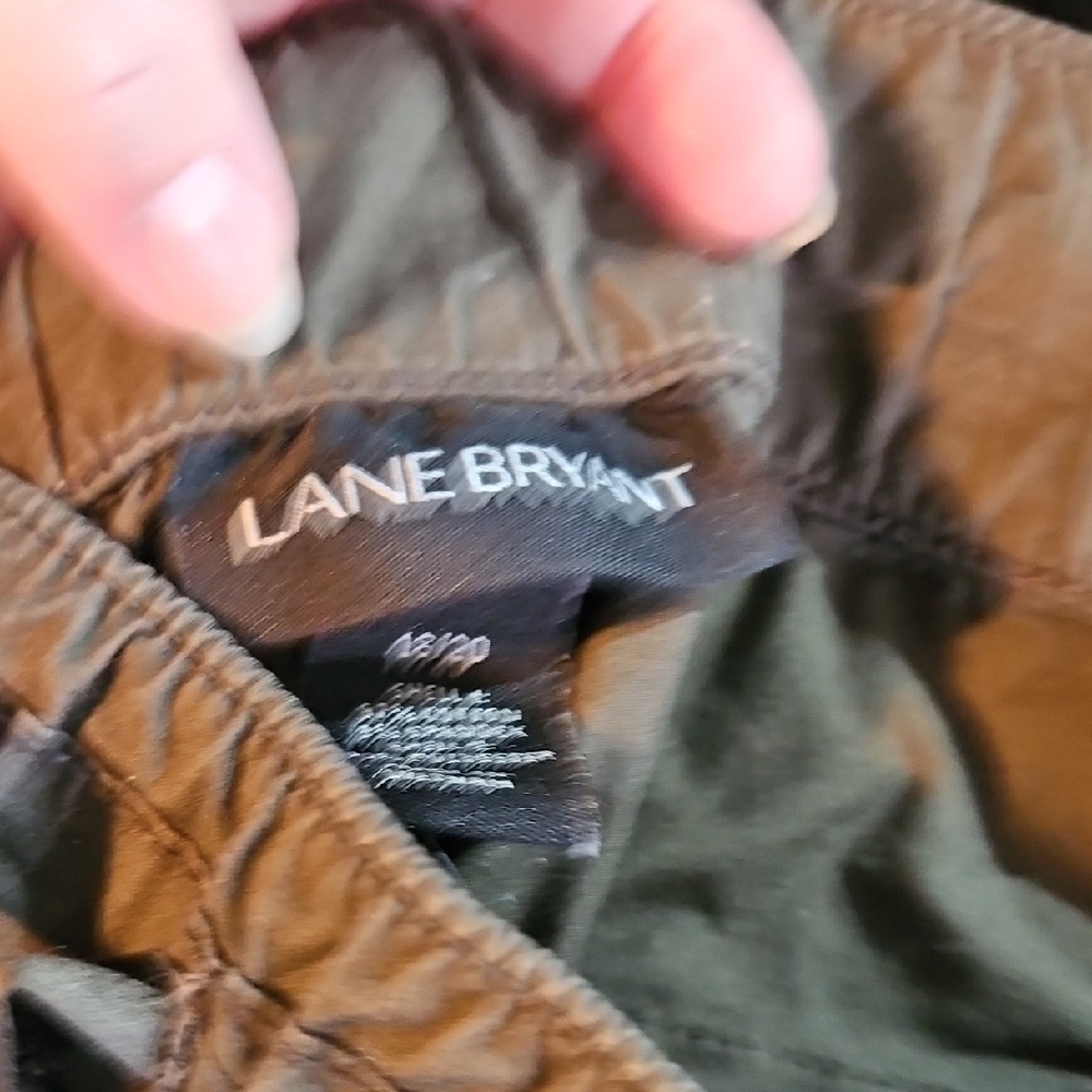 Lane Bryant Olive Green Cargo Capris - Picture 5 of 7